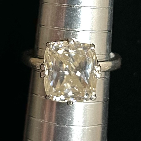 Genuine 7.00 CTs Off White Diamond Ring Cushion Cut 925 Silver - Picture 8 of 12